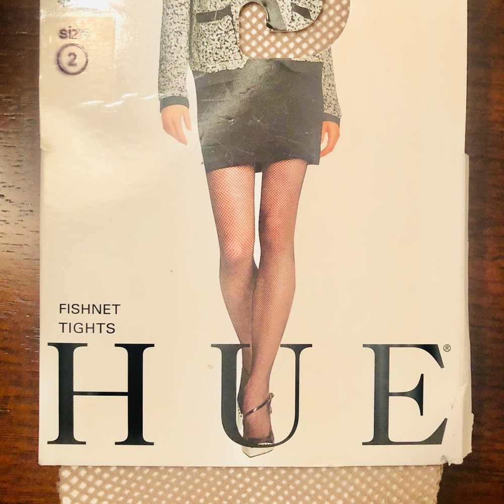 HUE FISHNET TIGHTS NUDE (BRAND NEW)